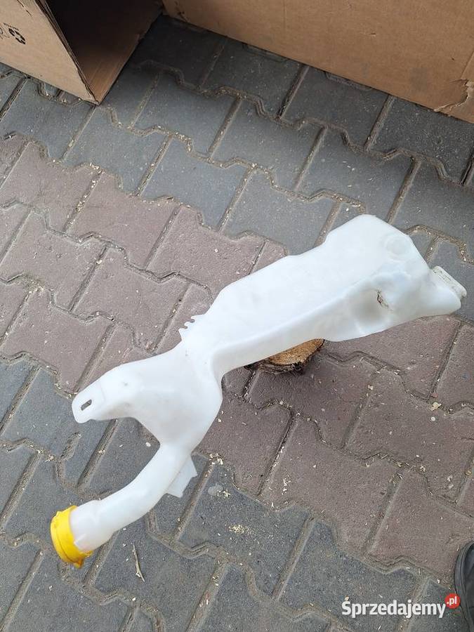 Zbiorniczek płynu do spryskiwacza szyby Przed Zielona Góra