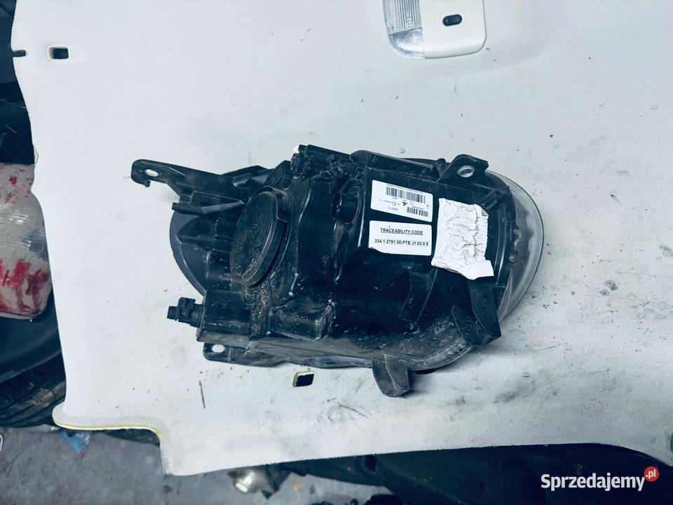 Fiat 500L lampa przednie lewa Lampy przednie Oświetlenie wielkopolskie Czerwonak