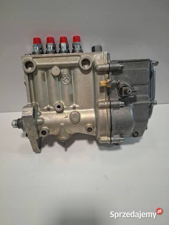 POMPA WTRYSKOWA URSUS C385 NOWY STARY TYP Kartuzy