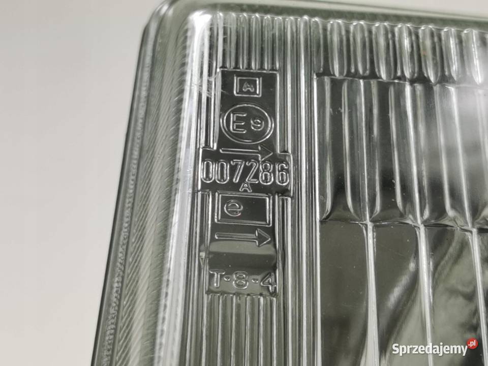 LAMPA LEWY PRZÓD FIAT 127 19711995 VALEO 084886