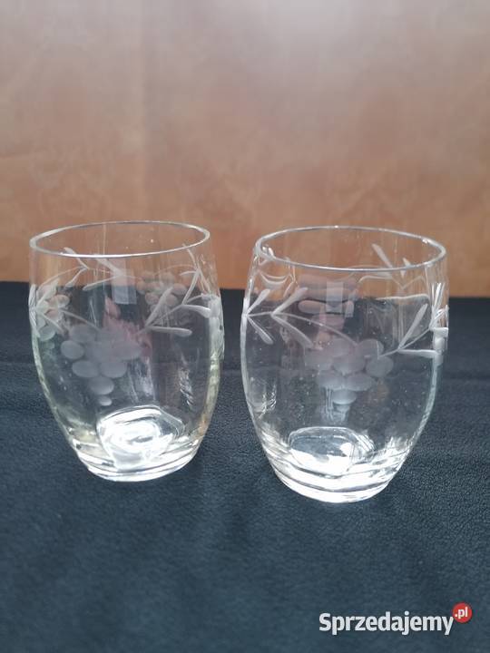 Dwie szlifowane szklanki PRL Porcelana i szkło