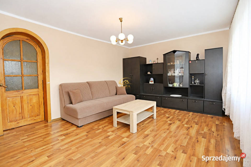 Ogłoszenie dom wolnostojący 220m2 BoguszówGorce Rok budowy 1990 Boguszów-Gorce sprzedam