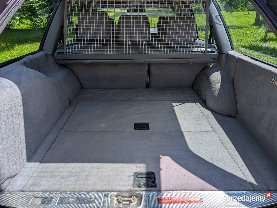 Mercedes Benz W124 230TE Kombi z klimatyzacją Rok produkcji 1992 Poręba Wielka