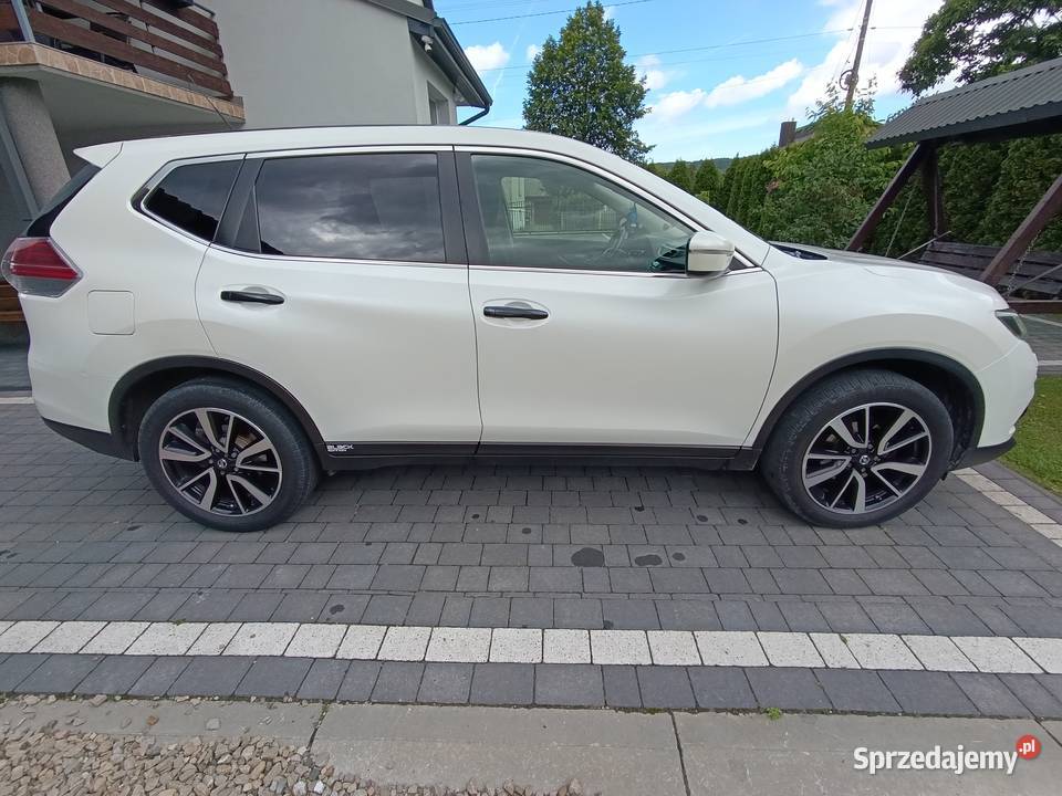 Nissan X Trail światła przeciwmgielne Iwla sprzedam