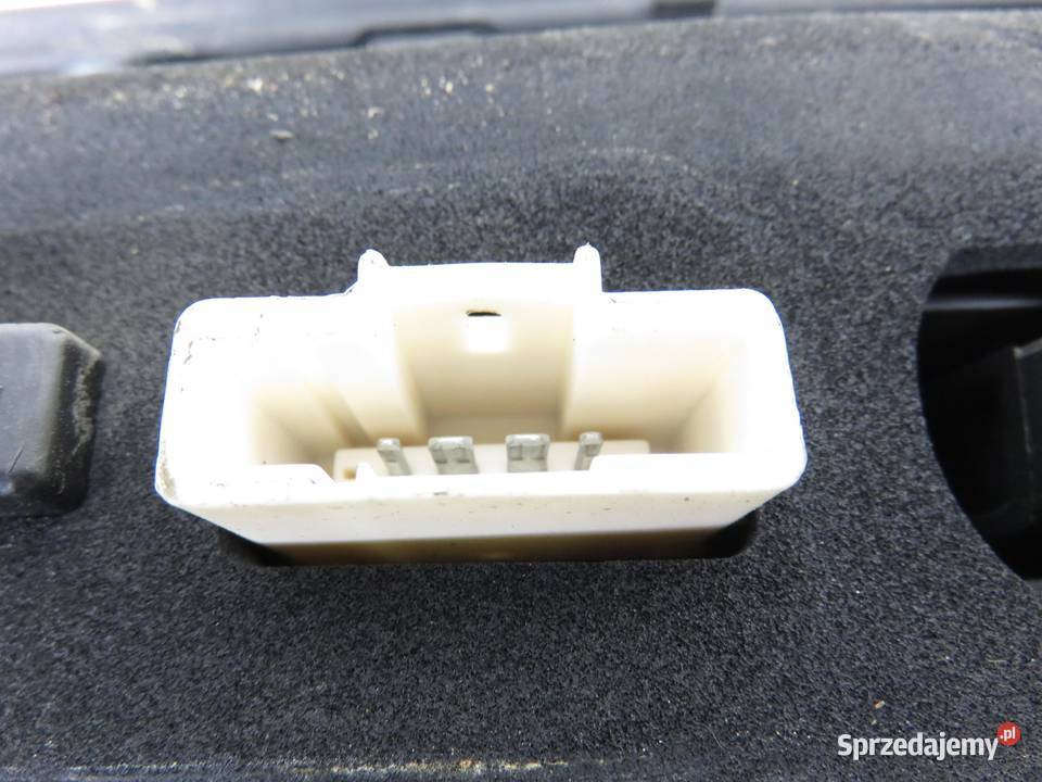 LAMPA LEWA TYLNA KLAPA CITROEN C5 II RC 89032711 osobowe