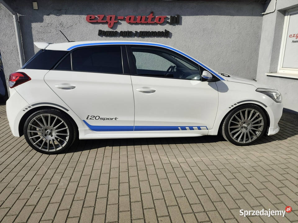 Hyundai i20 SPORT Bezwypadkowy wyposażenie Zgierz