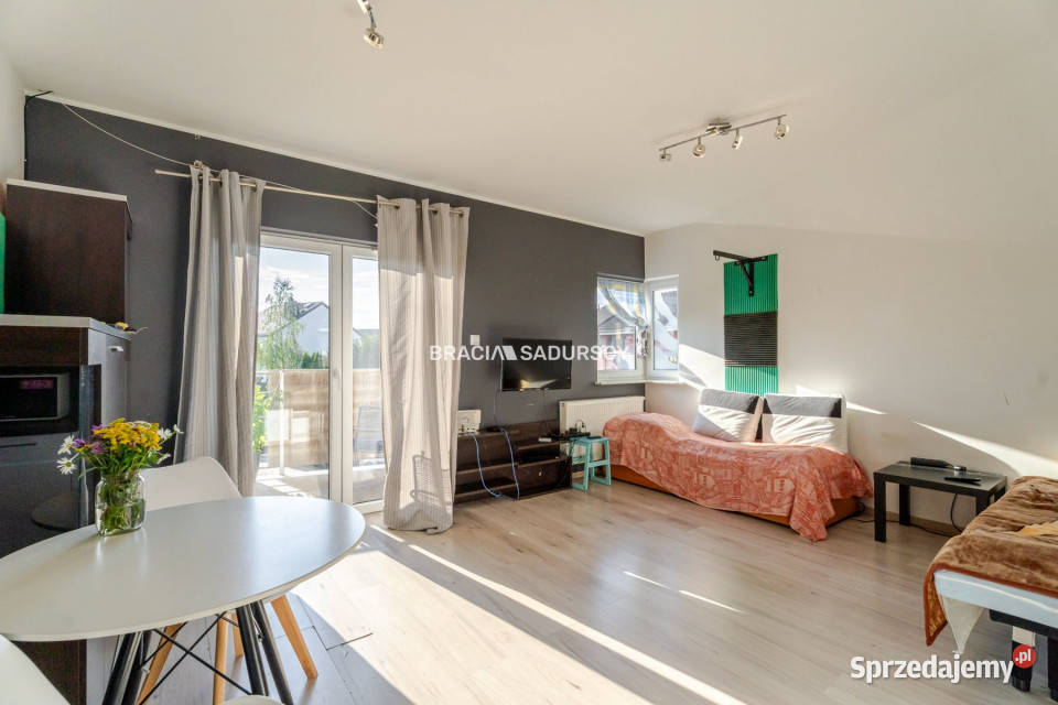 sprzedaży mieszkania 3075m2 1 pokój Niepołomice