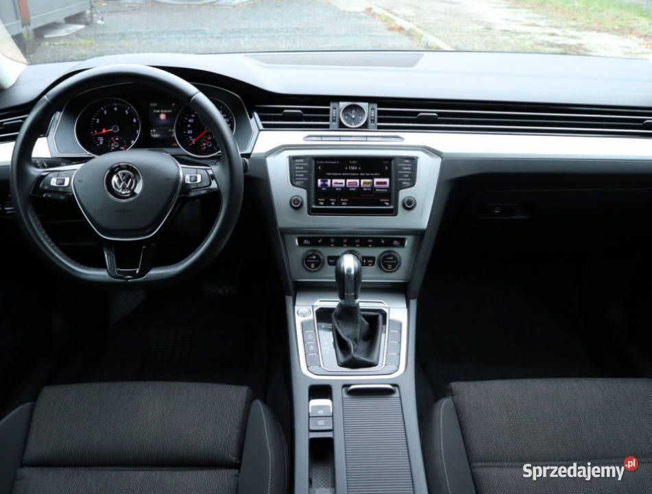 VW Passat 18 TSI nieuszkodzony