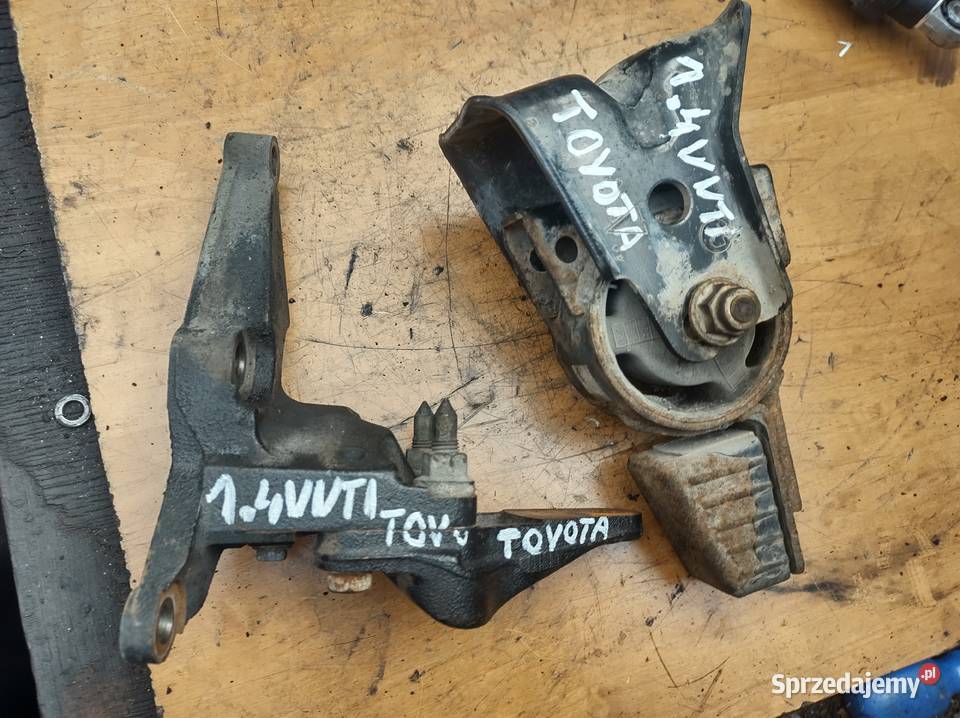 Toyota Corolla 14VVTI łapa poduszka silnika Kielce