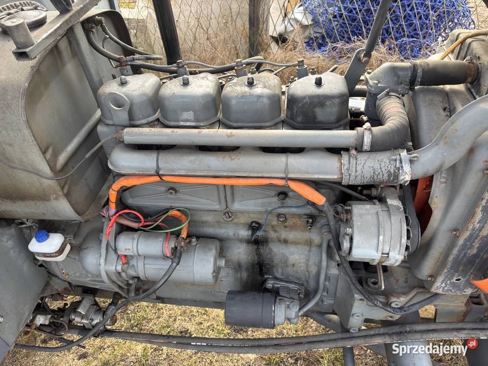 Ursus C360 z pługiem Ciągniki