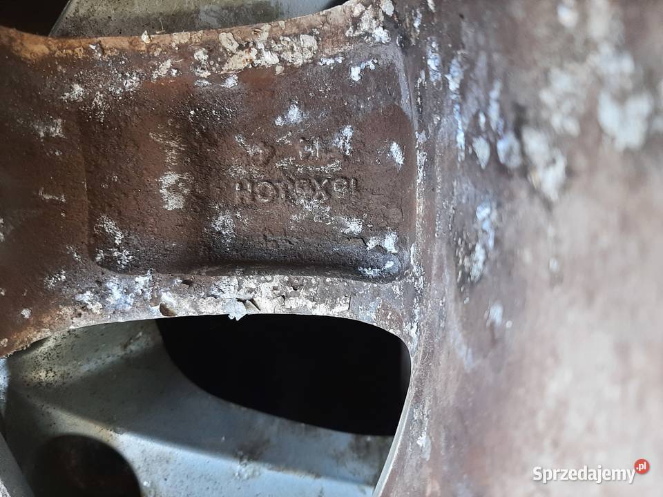 Mazda 3 Felga aluminiowa R15 z oponą 19565 Ksawerów sprzedam