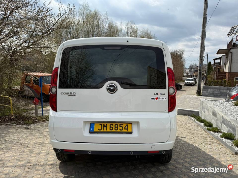 Opel Combo 14benzyna 7 osobowy 116 przebiegu Bytów sprzedam