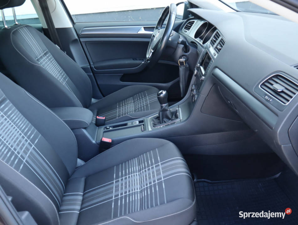 VW Golf 12 TSI światła do jazdy dziennej Łódź sprzedam