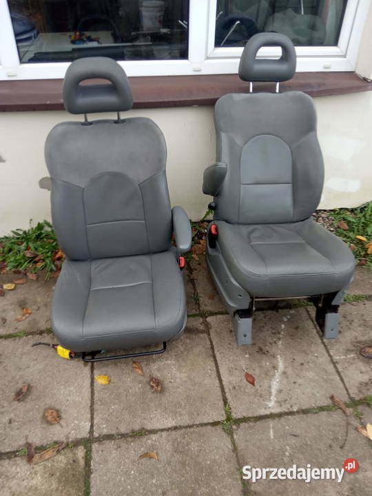 CHRYSLER GRAND VOYAGER komplet foteli skóra Kobylnica