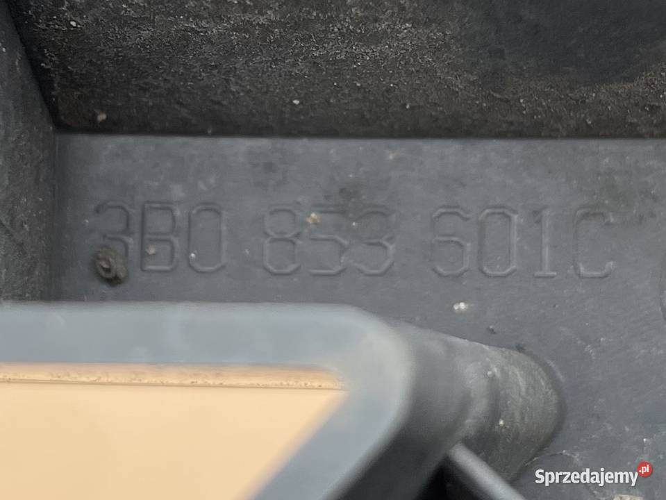 3B0853601 emblemat znaczek grila vw passat b5 fl zachodniopomorskie Szczecin