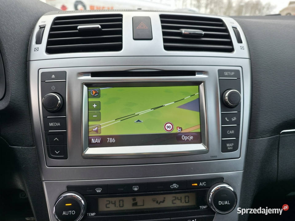 Toyota Avensis 18 Benzyna Serwisowany Gwarancja czarny świętokrzyskie Piekoszów