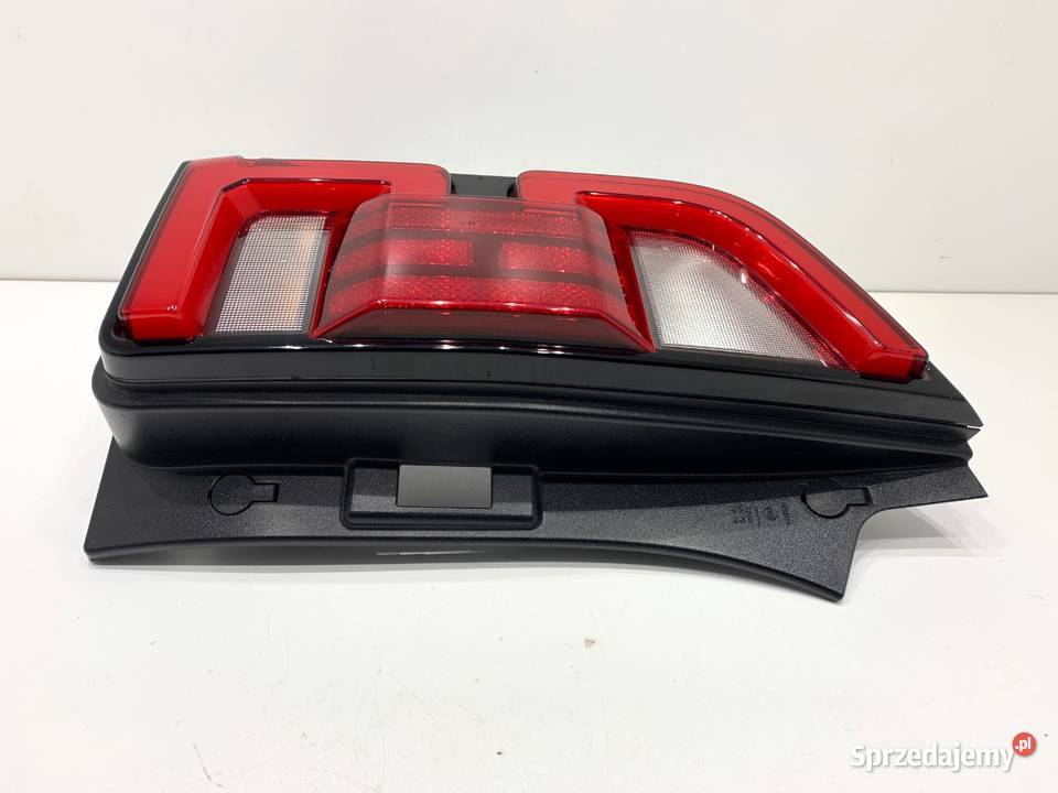 LAMPA PRAWY TYŁ SSANGYONG TORRES 8360241000 Lampy tylne