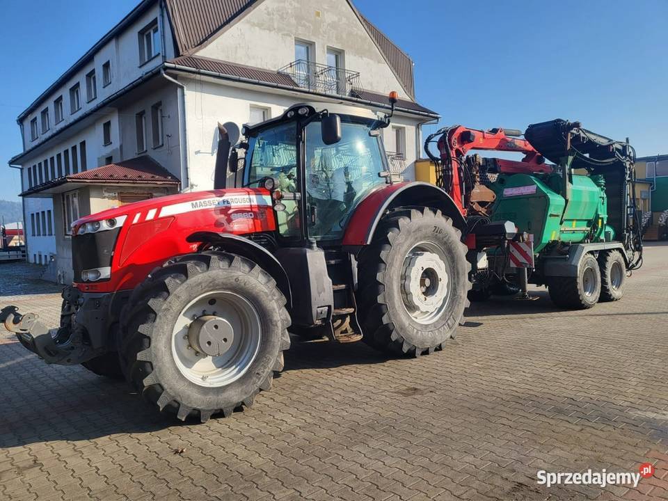 Rębak Jenz 582 z Ciągnikiem Massey Ferguson 8680 Jordanów