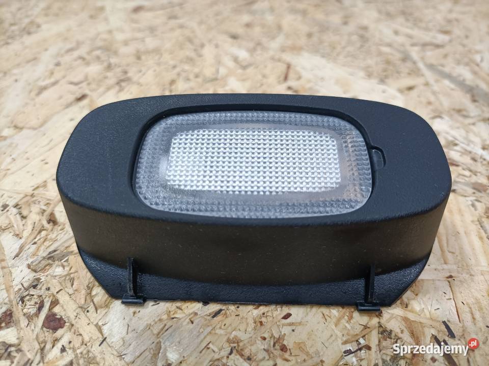 MERCEDES EKLASA W212 LAMPKA OŚWIETLENIE Pleszew