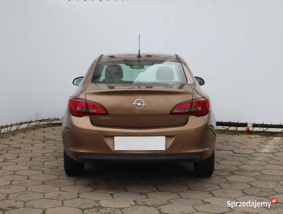 Opel Astra 16 16V nieuszkodzony