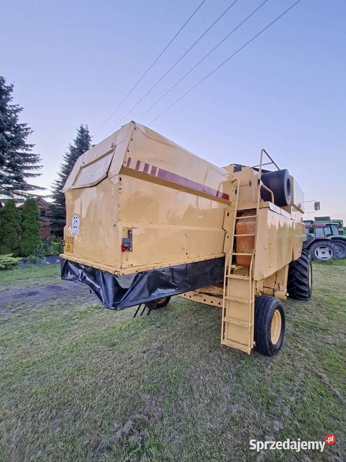 Kombajn Holland TX 32 hederu 45 m pomorskie Starogard Gdański sprzedam