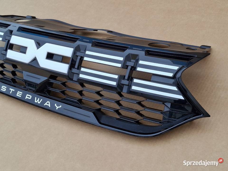 DACIA SANDERO III 3 STEPWAY GRILL ATRAPA Bieleń