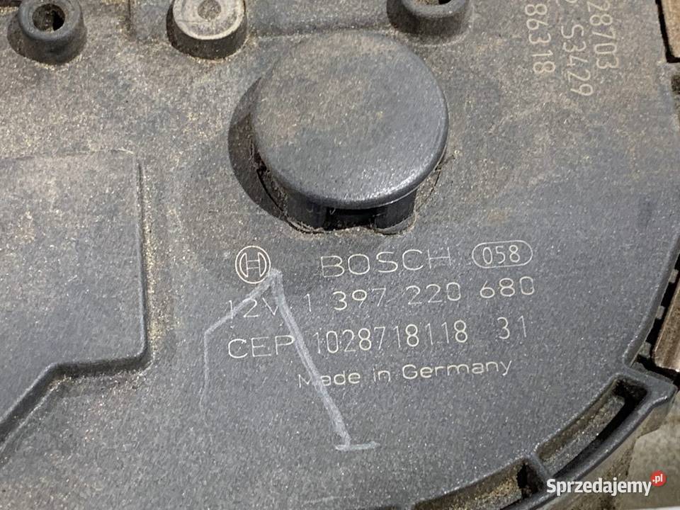 MECHANIZM WYCIERACZEK PRZÓD AUDI Q5 8R osobowe Mechanizmy wycieraczek