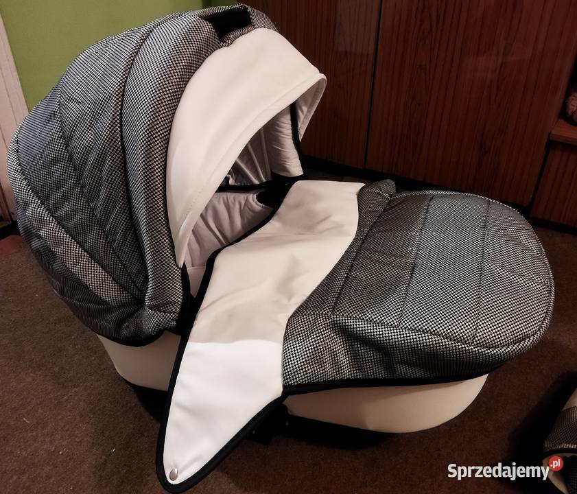 Wózek 3w1 z akcesoriami Wałbrzych