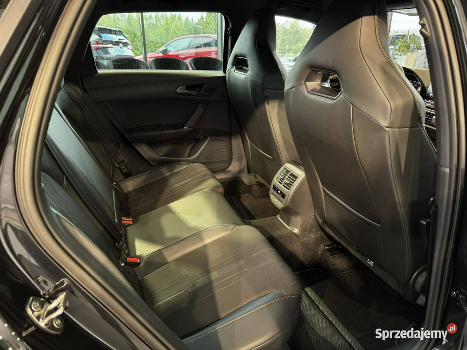 Cupra Leon Sportstourer 20TSI 245 DSG 2021 r relingi dachowe Myślenice sprzedam