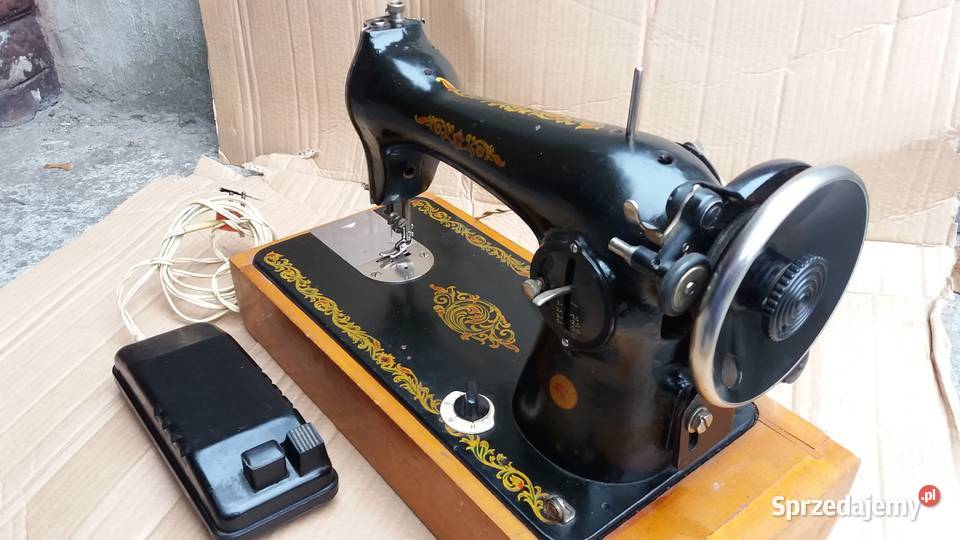 Maszyna do szycia Podolsk PMZ Kalinin 60te lata Płońsk sprzedam