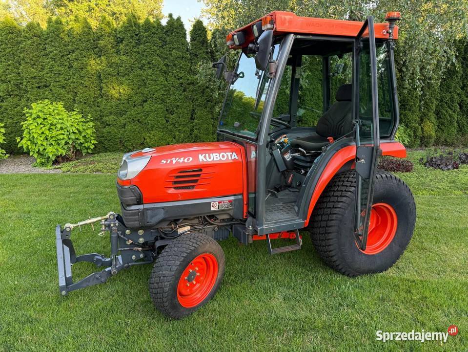 Kubota STV40 4x4 ciągnik traktor komunalny WOM 540/1000 obr. śląskie Częstochowa sprzedam