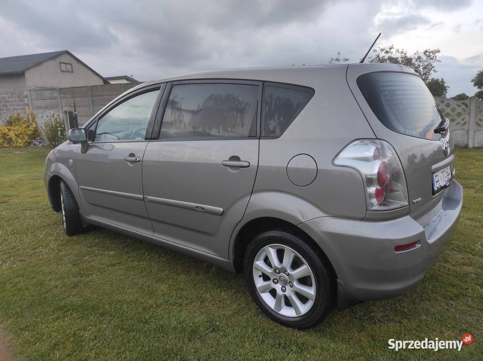 Toyota idealny stan techniczny 110KM Andrespol