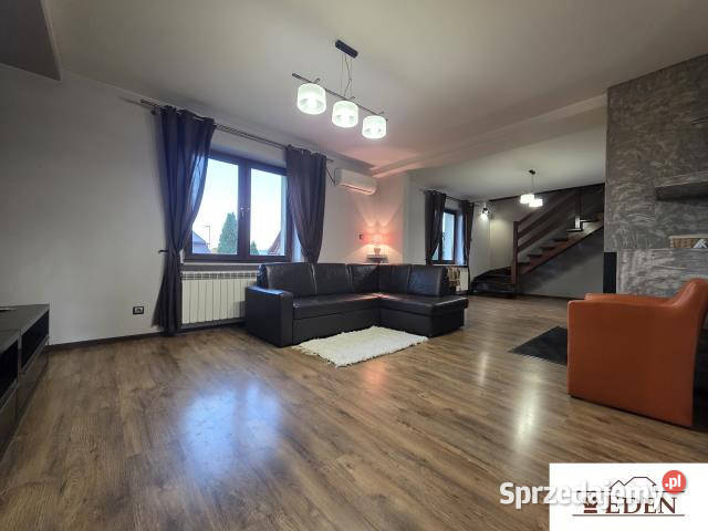 sprzedaży domu wolnostojącego Łazy 1862m2 lubelskie