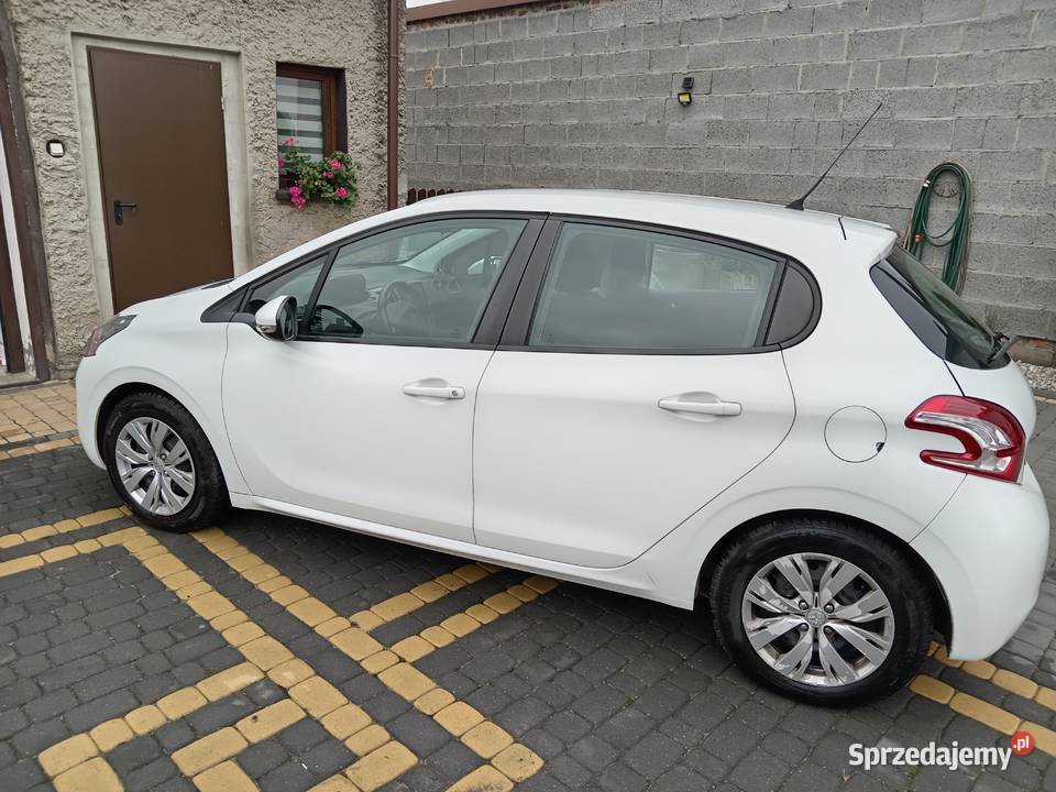 Peugeot 208 14hdi 2013r manualna Ostrów Wielkopolski sprzedam