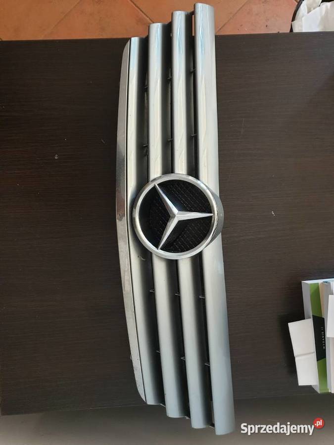 Grill Atrapa Mercedes Benz 203 Sportcoupe Lublin