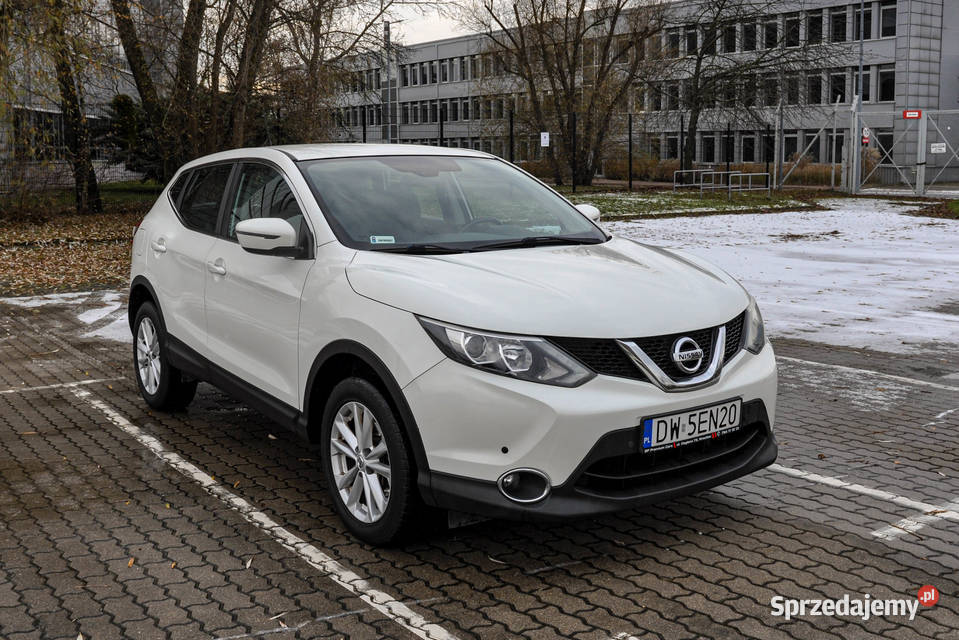 Nissan Qashqai Salon 114 Bezwypadkowy 2016 r Rok produkcji 2016 Wrocław