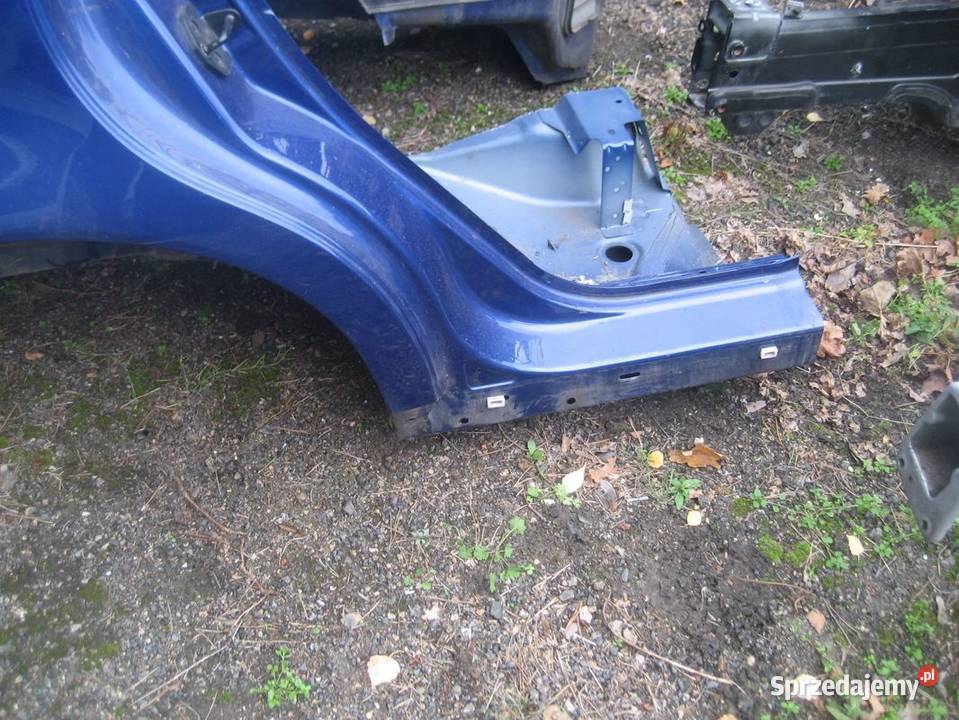 volvo v50 0407r błotnik tył prawy lewy kod 476 sprzedam