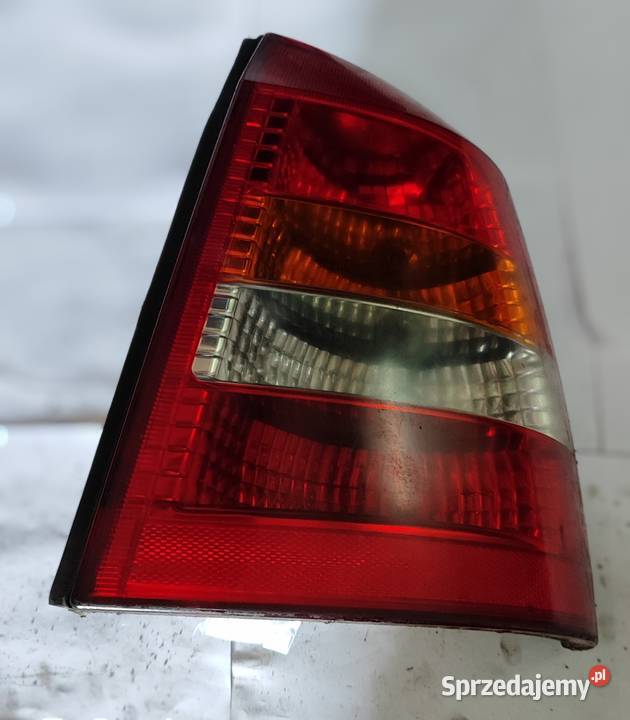 Opel Astra G Lampa prawy tył osobowe śląskie