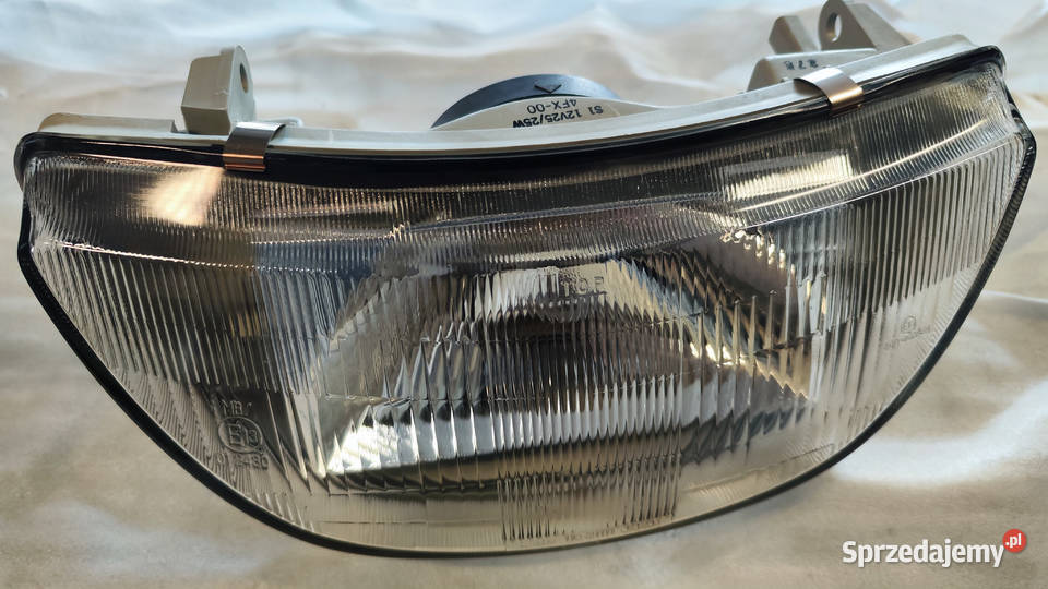 REFLEKTOR YAMAHA YE 50 Zest 9395 NOWY NIEUŻYWANY śląskie Zabrze