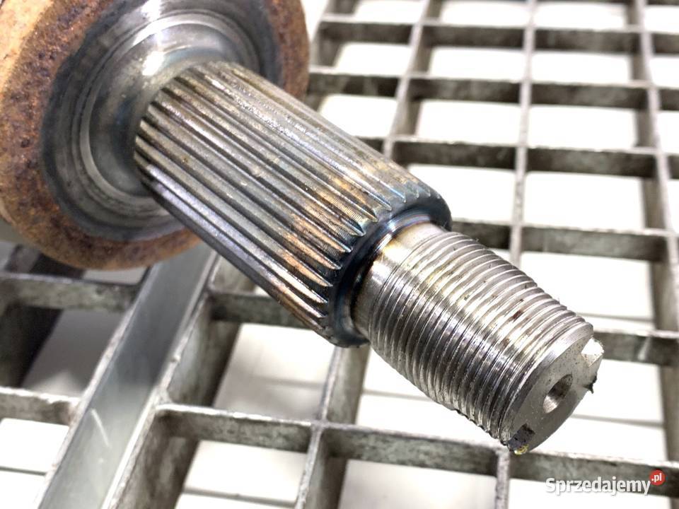 PÓŁOŚ LEWY PRZÓD HYUNDAI TUCSON 49500CZ000 16 osobowe Półosie