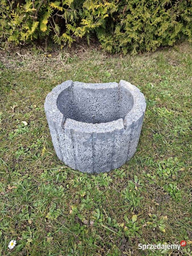 Gazon betonowy Półksiężyc 20x35 donica ogrodowa Małkinia Górna