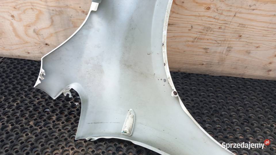 OPEL ASTRA J BŁOTNIK PRZÓD LEWY Z40R sprzedam