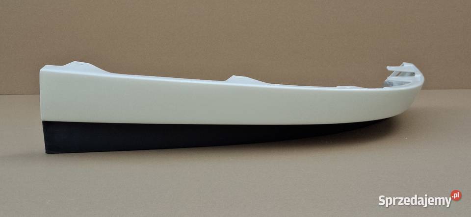 VOLVO FH4 SPOILER POD ZDERZAK PRAWY Z GUMĄ Bieleń