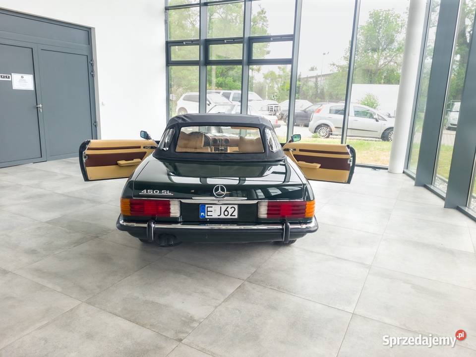 Kolekcjonerski rocznik 1972 Mercedes Benz 350 SL Stryków