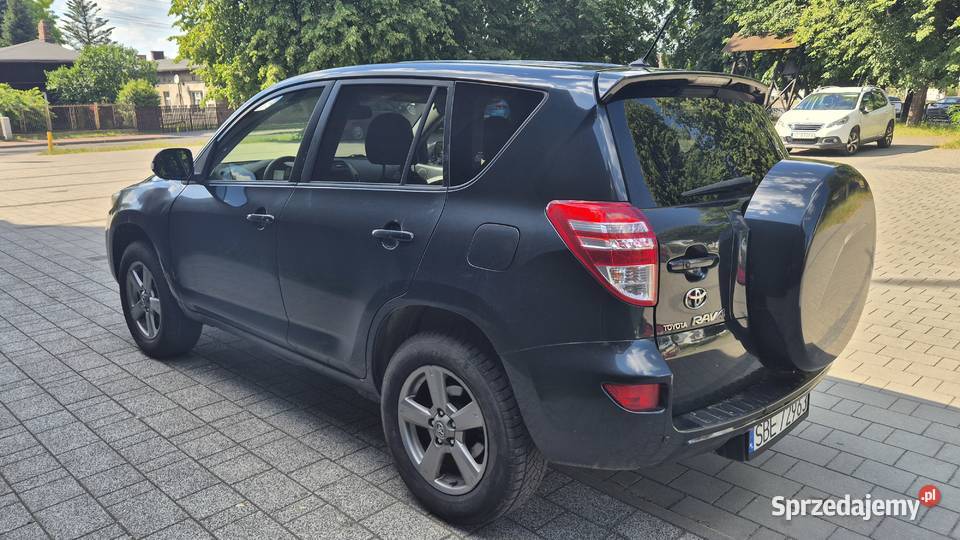 TOYOTA RAF4 2012 20 BENZYNA Rok produkcji 2012 RAV4 śląskie Częstochowa