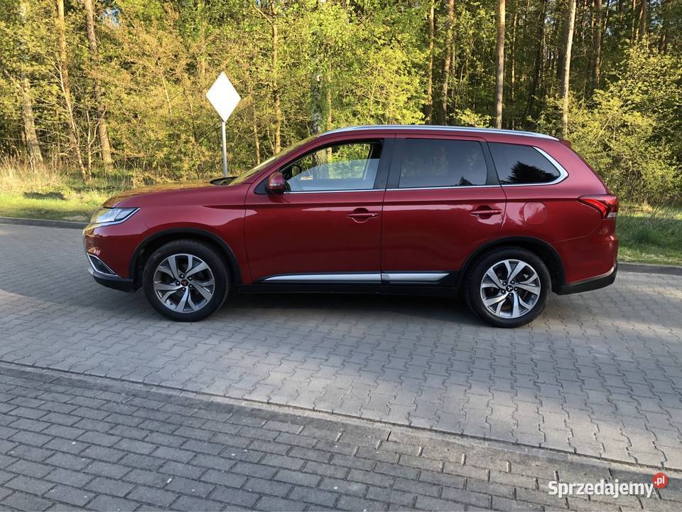 Mitsubishi Outlander 4x4 20 Benzyna 7 osobowy 212000km Unisław