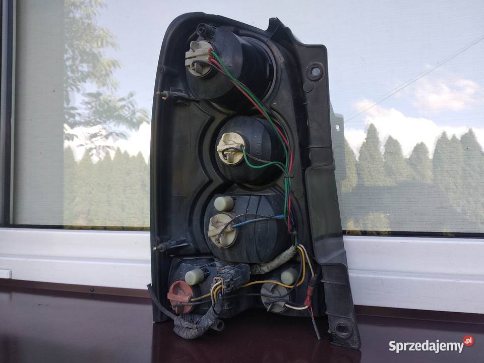 SsangYong Rexton I 1 lampa tył tylna prawa Sieradz sprzedam