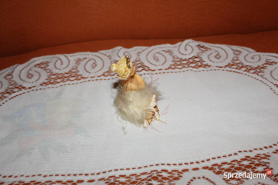 Figurka siedząca baletnica PRL Chorzów