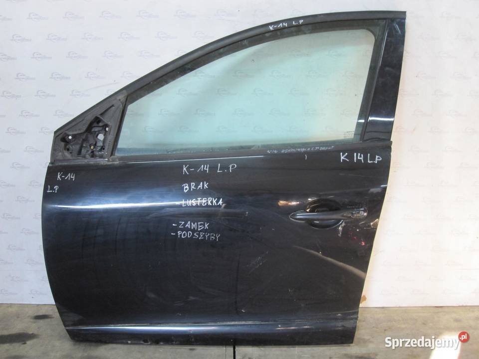 RENAULT MEGANE III drzwi lewy przód