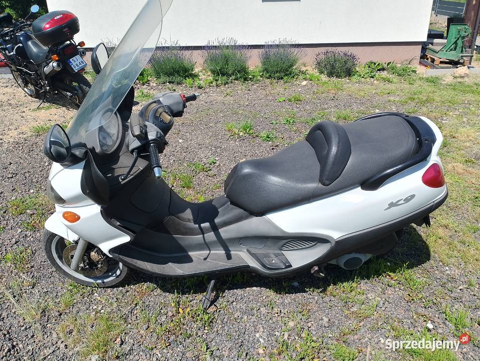 Piaggio X9 zarejestrowany i ubezpieczony w czterosuwowy Jaworzno